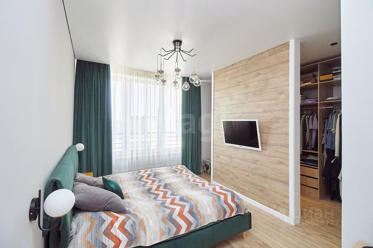 Продается4-комн.квартира,145,9м²