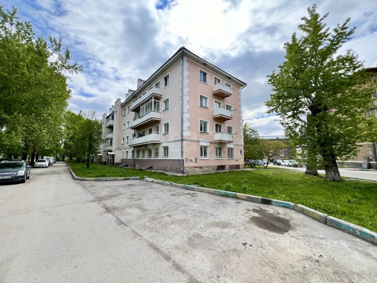 2-комн. кв., р-н Дзержинский, Новосибирск