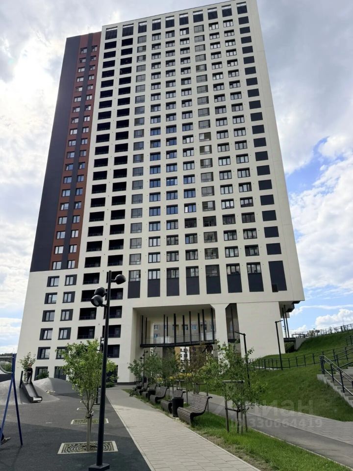 2-комн. кв., р-н Верх-Исетский, Екатеринбург