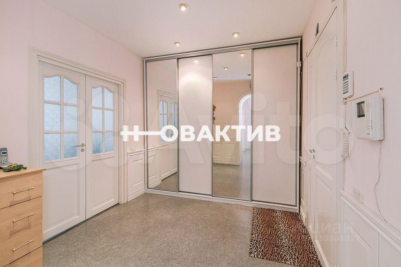 4-комн. кв., р-н Ленинский, Новосибирск