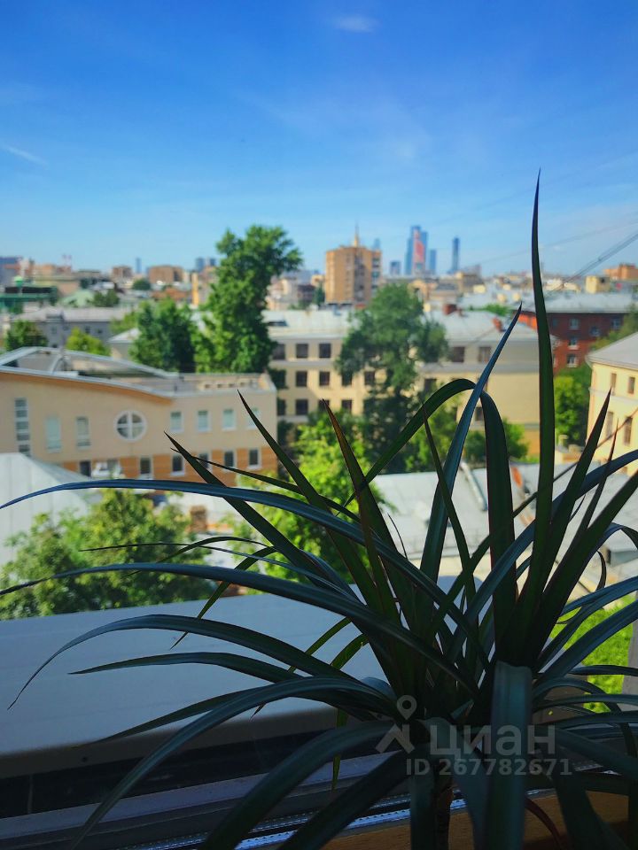 4-комнатная квартира, 130 м² — фото 2
