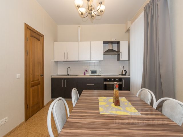 3-комн., 100 м², 2/8 этаж