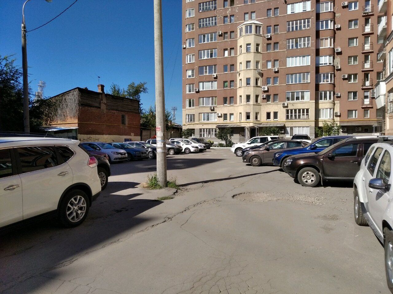 Бизнес Центр на ул. Братьев Коростелёвых, 79