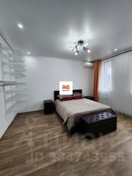 3-комн.кв., 130 м², этаж 3