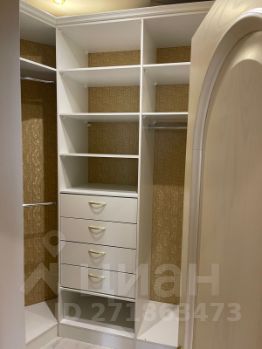 4-комн.кв., 130 м², этаж 10