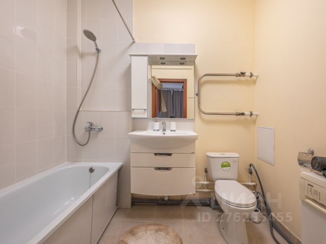 2-комн., 65 м², 20/25 этаж
