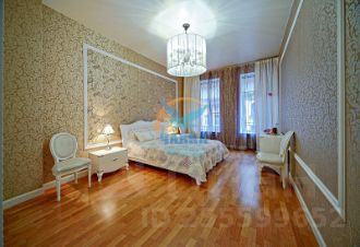 2-комн.кв., 80 м², этаж 3