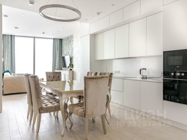 2-комн. апарт., 80 м², 77/95 этаж