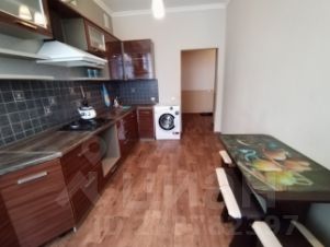 2-комн.кв., 83 м², этаж 9