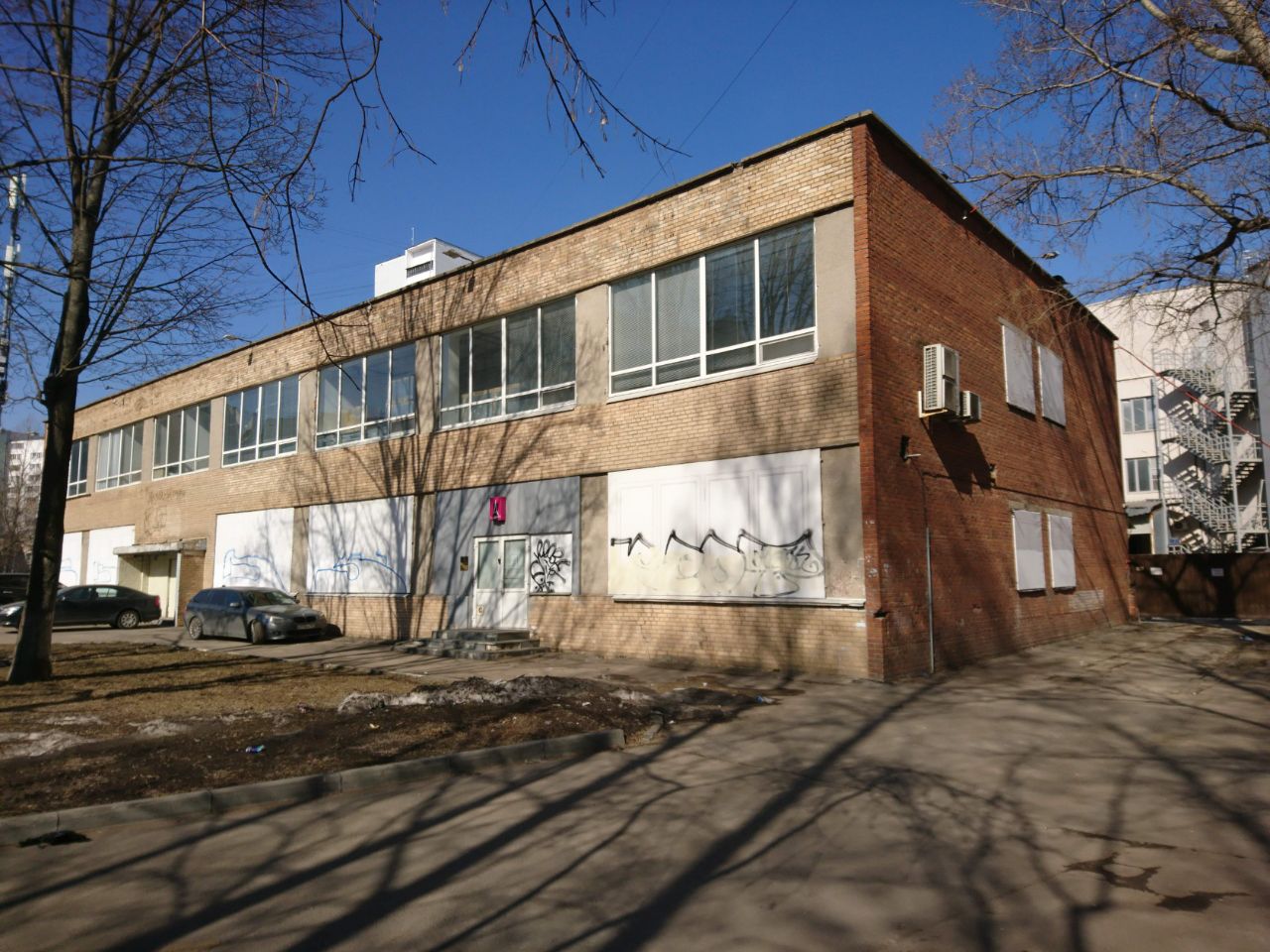 продажа помещений в БЦ в Ясном проезде, 26к1