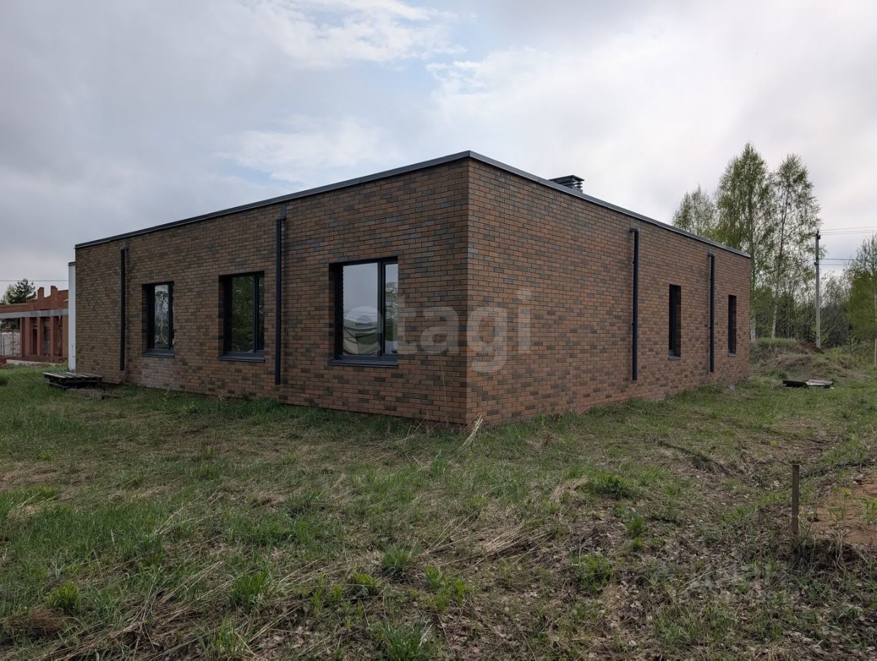 https://images.cdn-cian.ru/images/2901037397-1.jpg