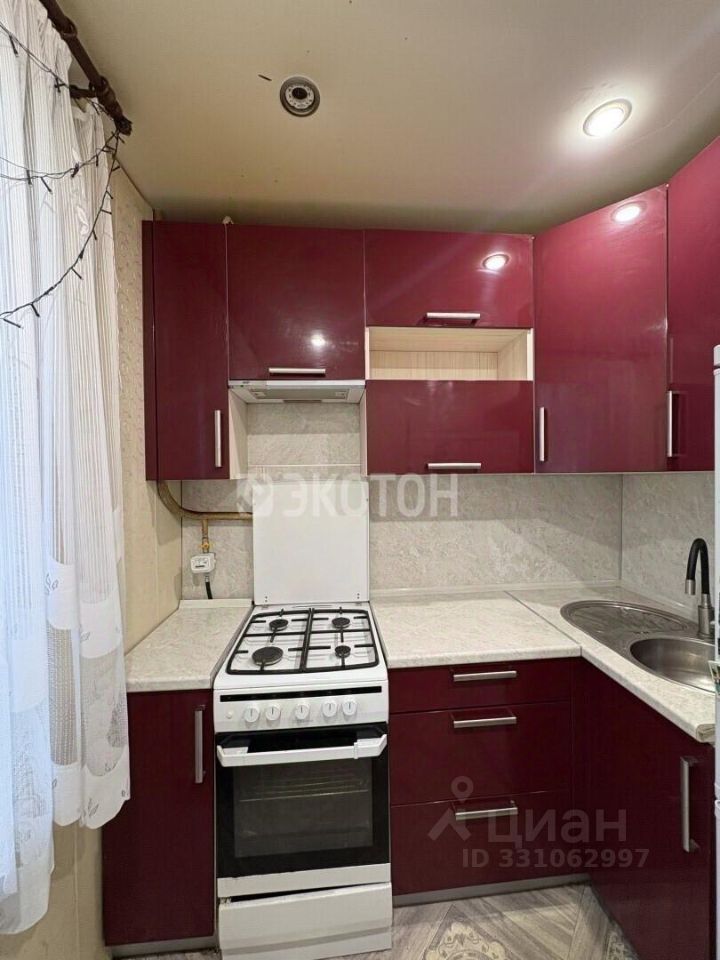 3-комн. кв., р-н Кировский, Санкт-Петербург