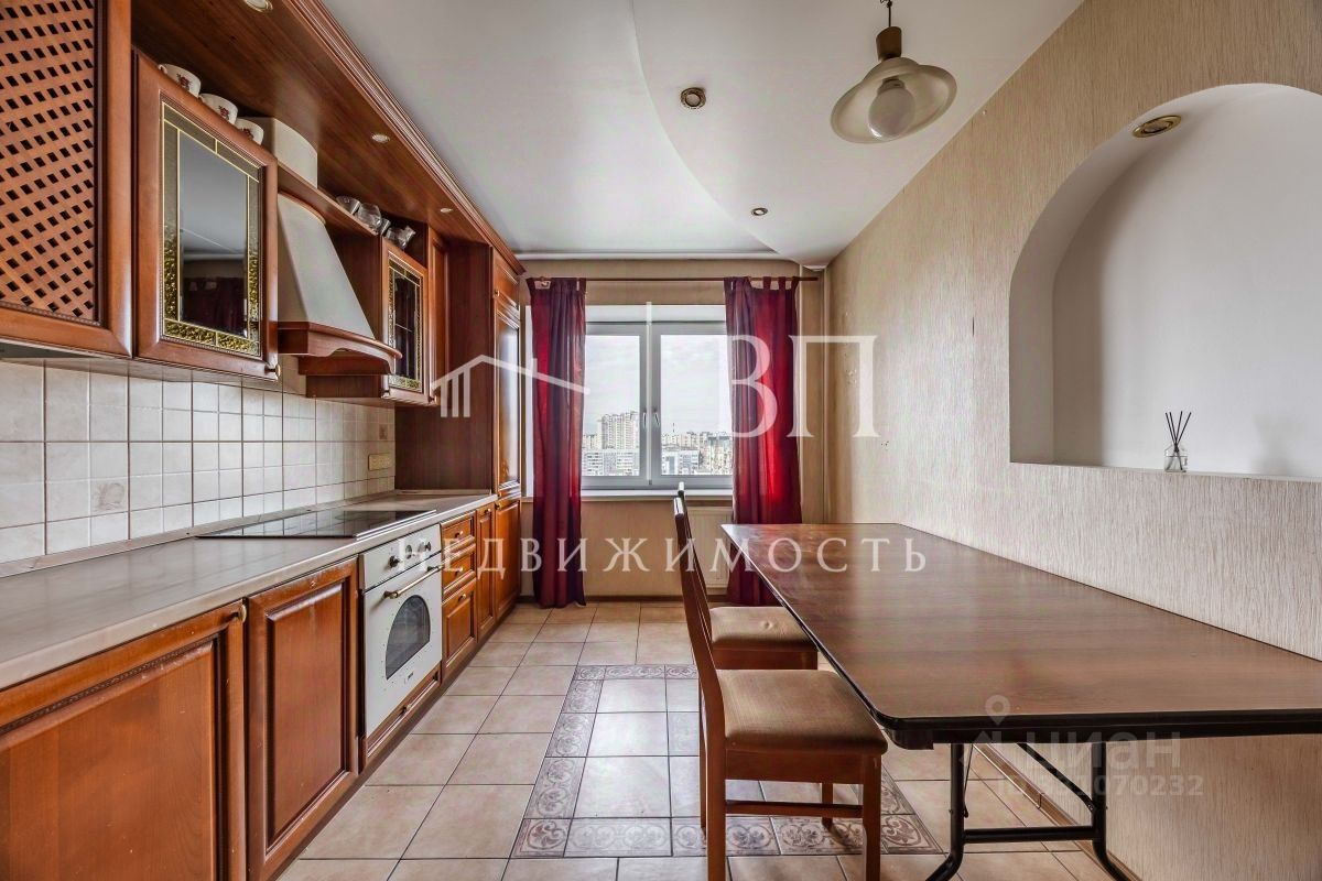 4-комн. кв., р-н Приморский, Санкт-Петербург