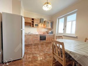 2-комн.кв., 70 м², этаж 12