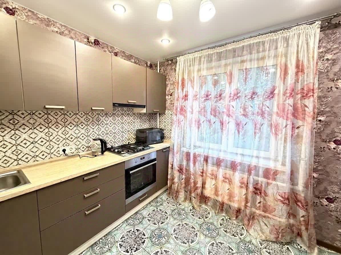 2-комн. кв., р-н Ново-Савиновский, Казань