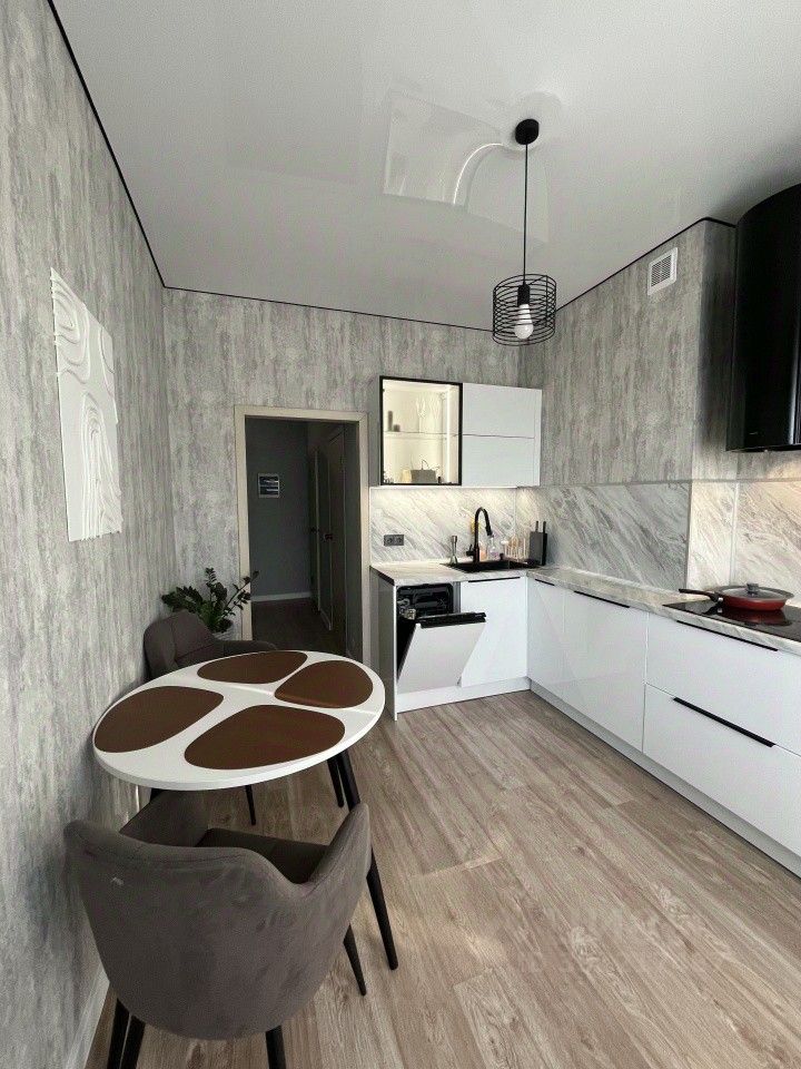 2-комн. кв., р-н Чкаловский, Екатеринбург
