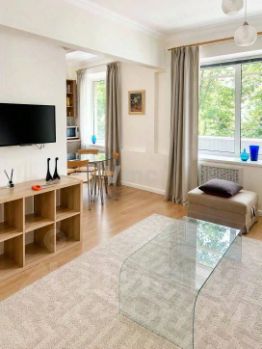 2-комн.кв., 60 м², этаж 2
