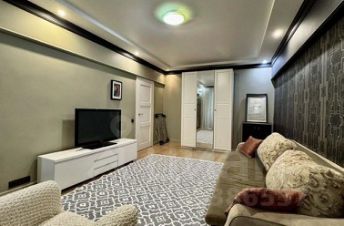 3-комн.кв., 85 м², этаж 3