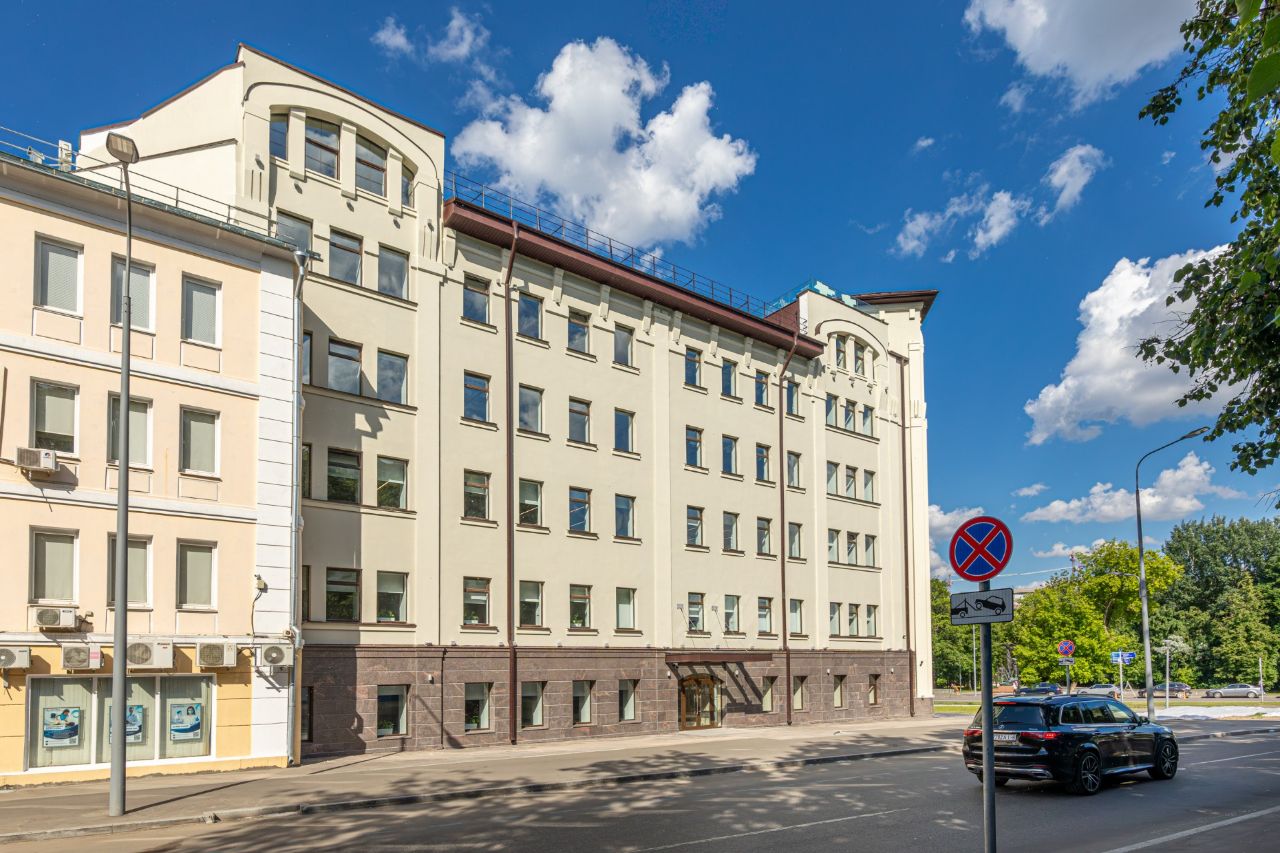 Бизнес Центр в Институтском переулке, 2