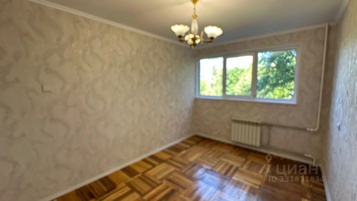 3-комн. кв., р-н Красносельский, Санкт-Петербург