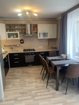 1-комн. кв 50 м2, 1/1 эт