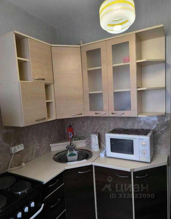 1-комнатная квартира в аренду, ул. Бориса Богаткова, 228 — 24 000 ₽/мес