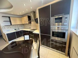 2-комн.кв., 64 м², этаж 18