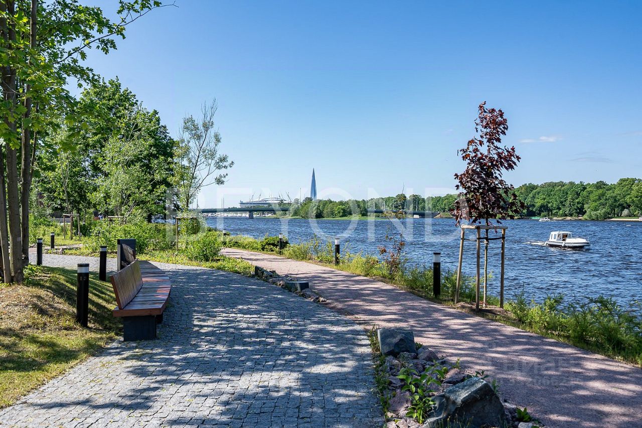 2-комн. кв., р-н Петроградский, Санкт-Петербург