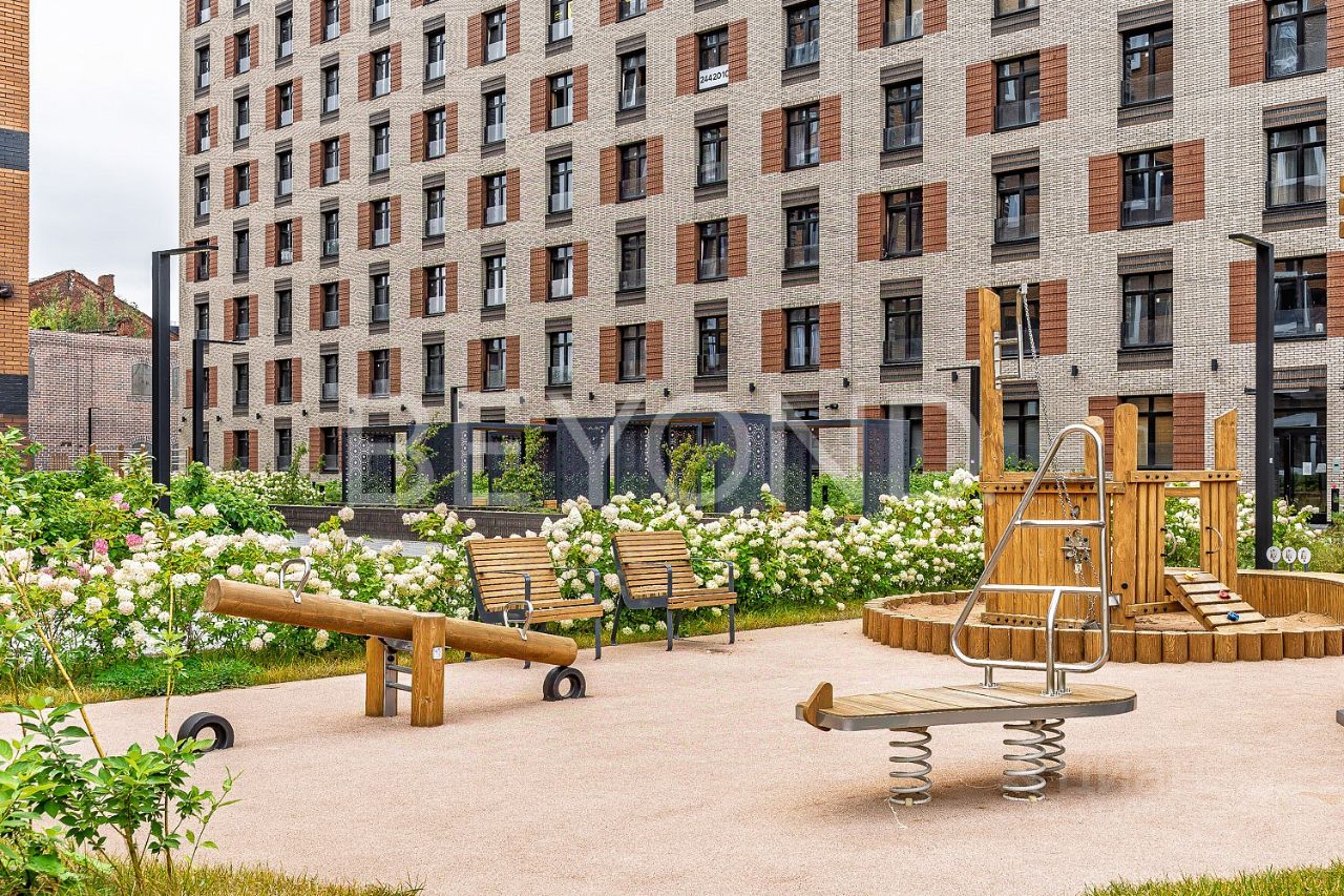 2-комн. кв., р-н Петроградский, Санкт-Петербург