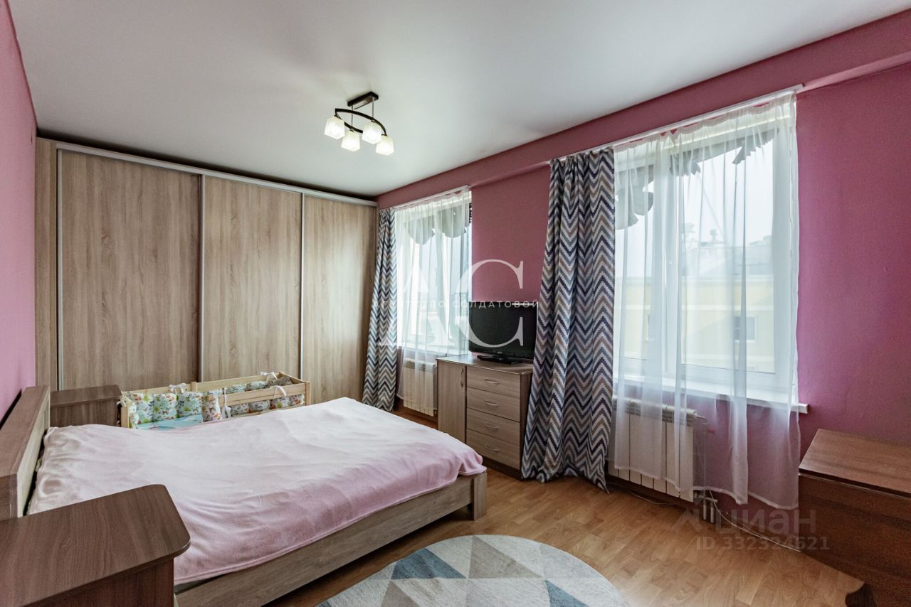3-комн. кв., р-н Чкаловский, Екатеринбург