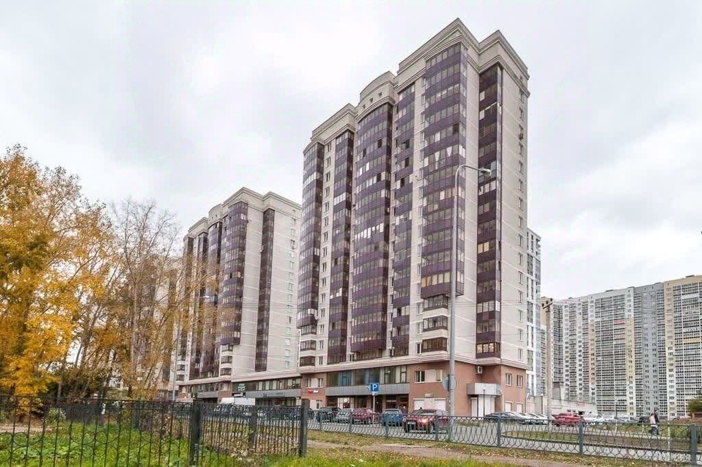 2-комн. кв., р-н Орджоникидзевский, Екатеринбург