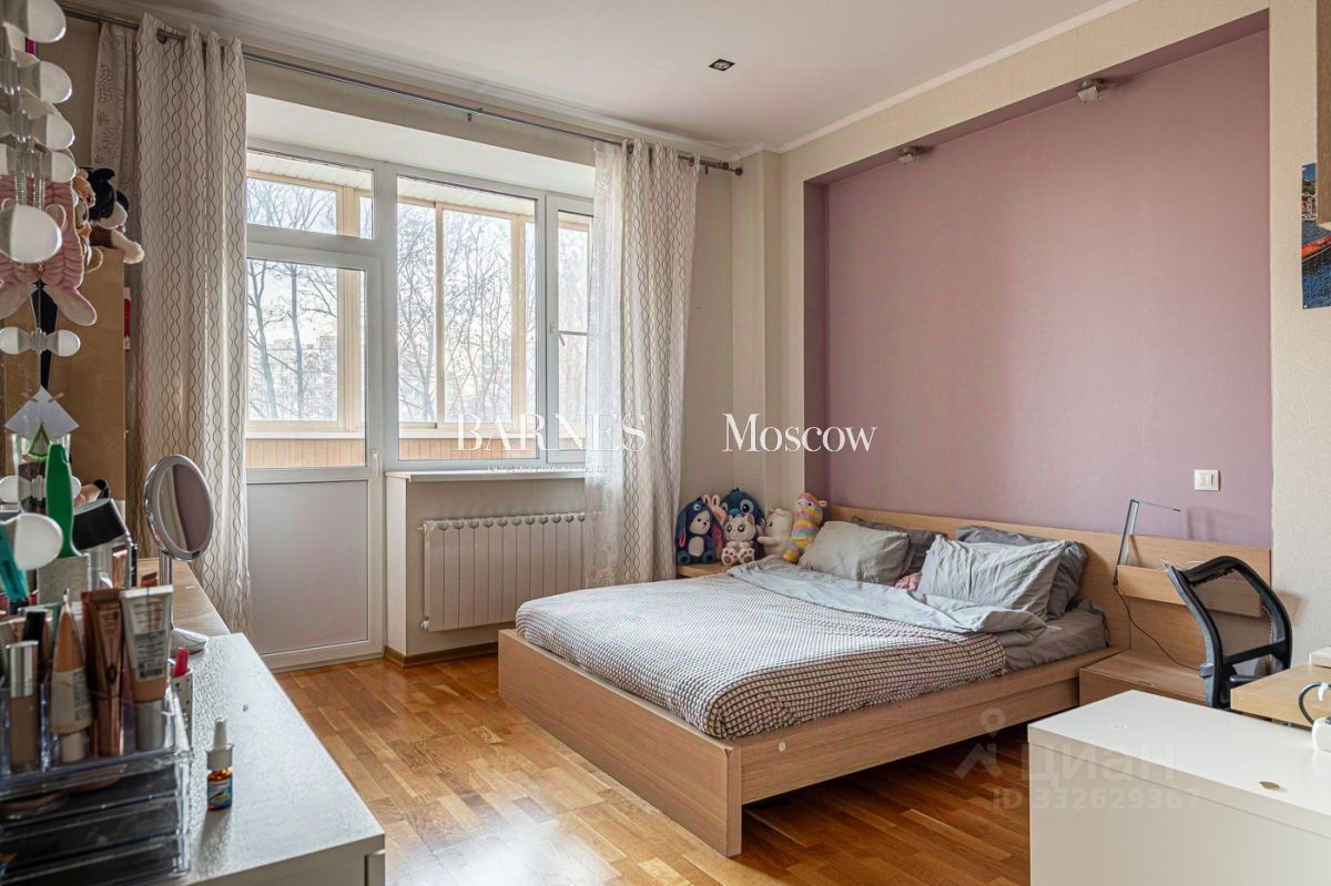 2-комн. кв., р-н Раменки, Москва