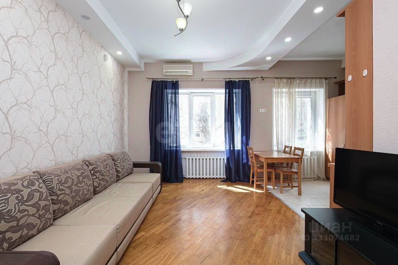 2-комн. кв., р-н Центральный, Новосибирск