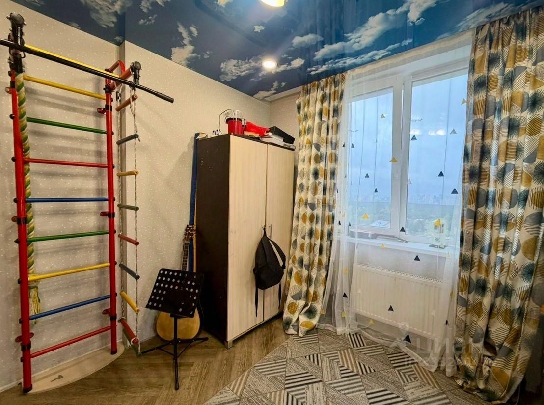 3-комн. кв., р-н Чкаловский, Екатеринбург