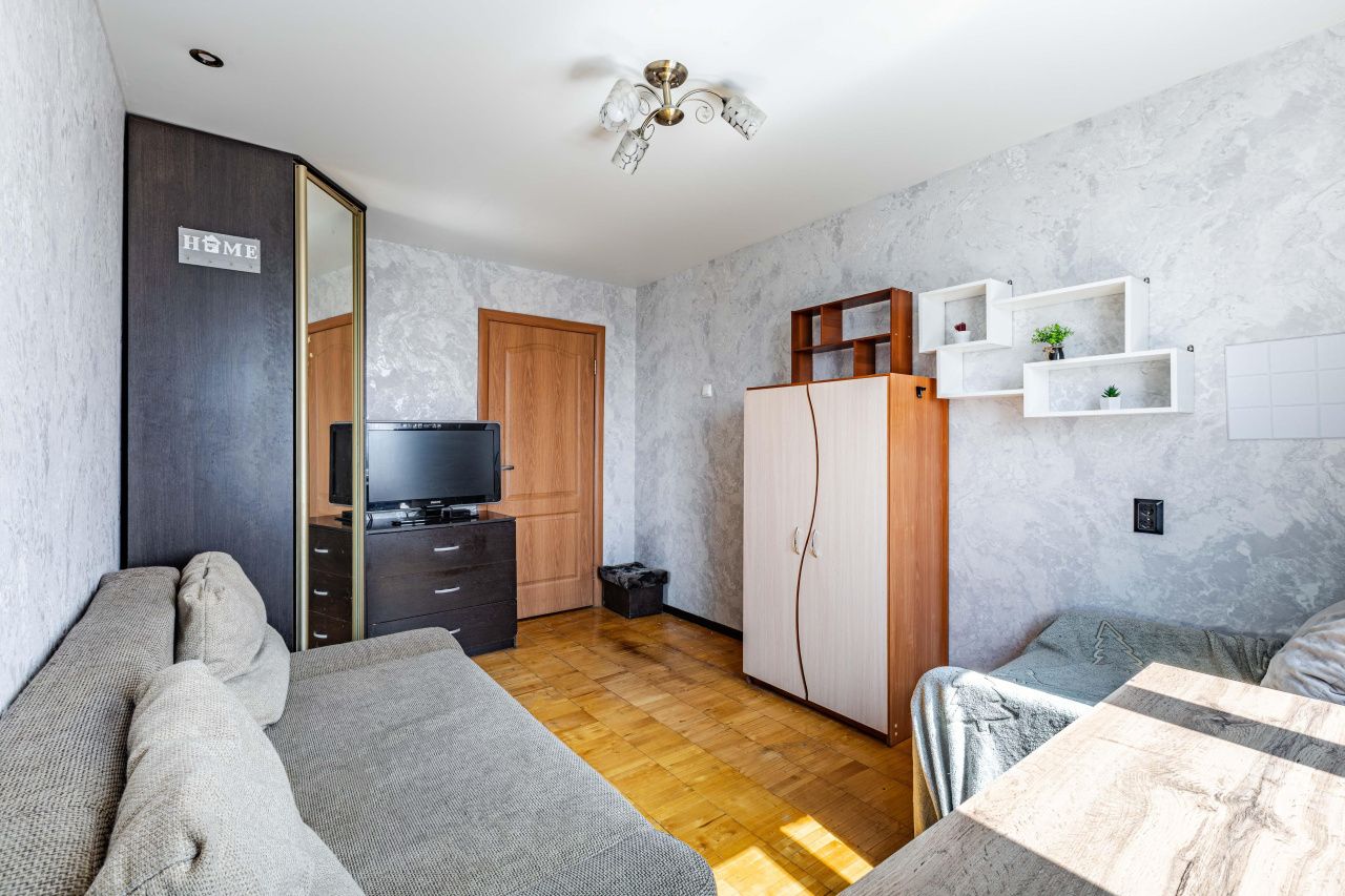 3-комн. кв., р-н Октябрьский, Екатеринбург