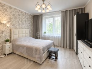 3-комн.кв., 77 м², этаж 3