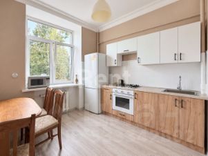 4-комн.кв., 83 м², этаж 3