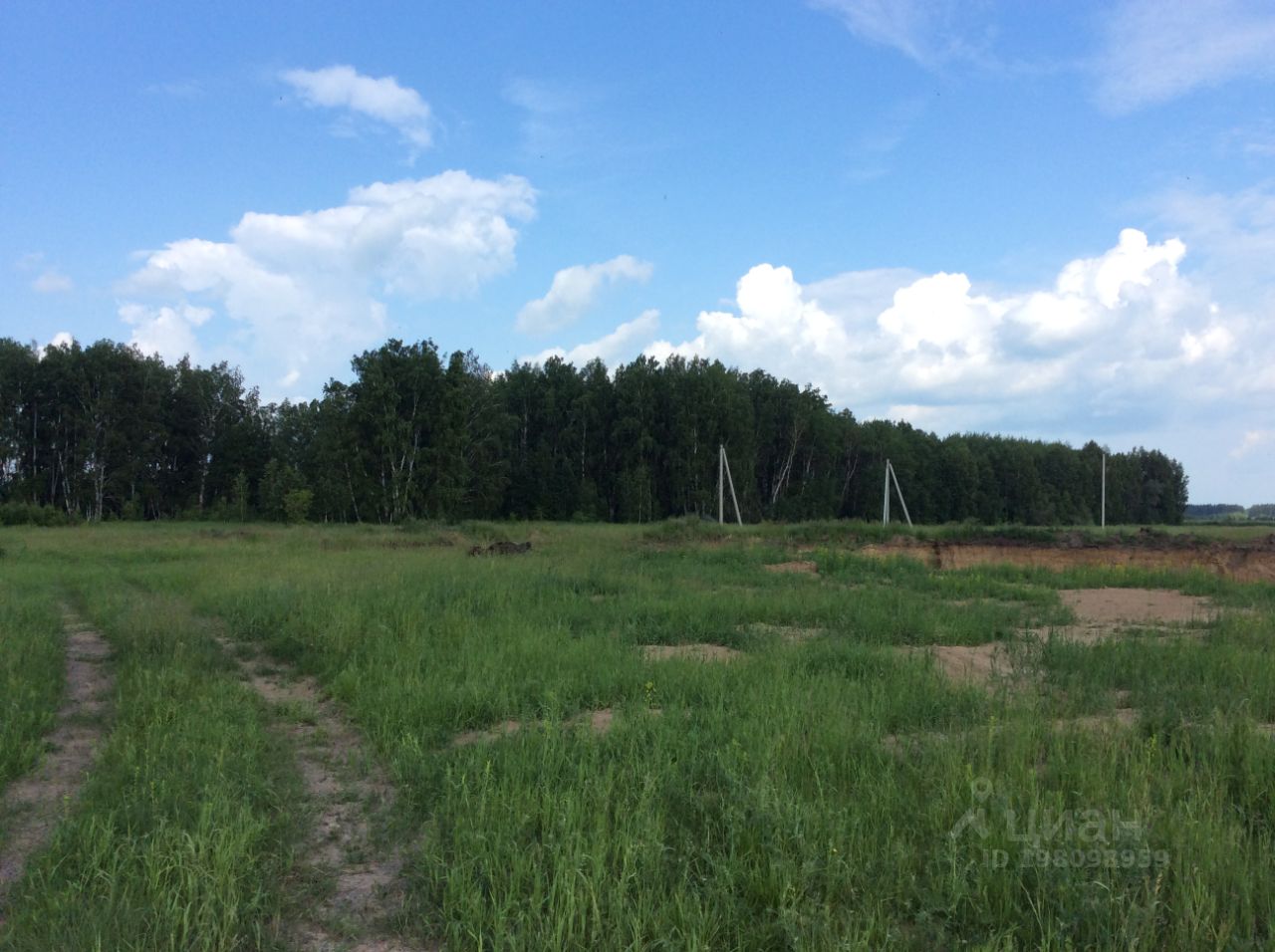 Купить загородную недвижимость на улице Коммунальник в селе Красноярка,  продажа загородной недвижимости - база объявлений Циан. Найдено 1 объявление