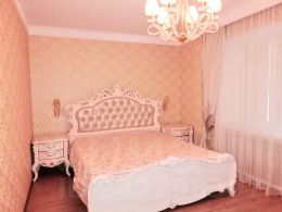 3-комн.кв., 100 м², этаж 5