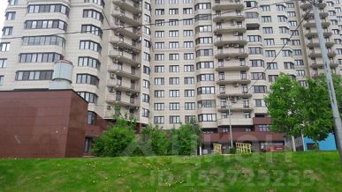 4-комн.кв., 150 м², этаж 13