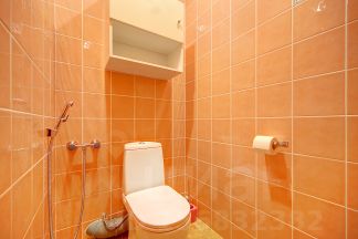 2-комн.кв., 70 м², этаж 2