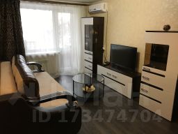 1-комн.кв., 42 м², этаж 3