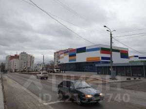 торг. площадь 200 м², этаж 2