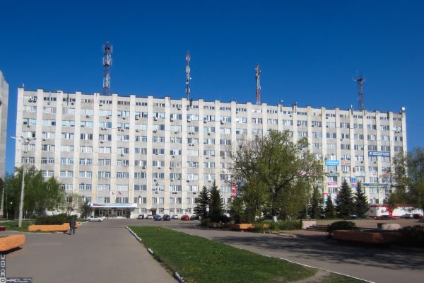Торгово-офисный комплекс на Московском шоссе, 137