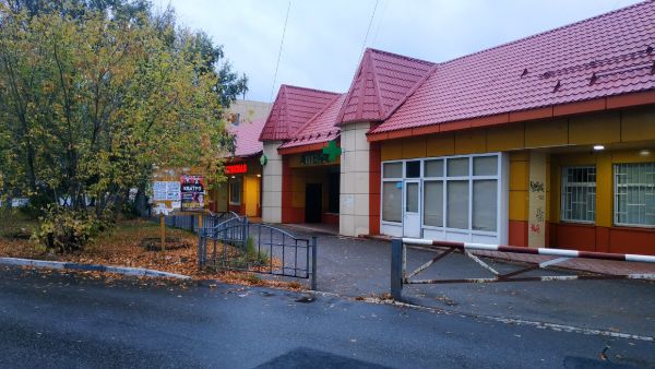 Торговый центр на ул. Ново-Никольская, 52