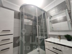 2-комн.кв., 60 м², этаж 10