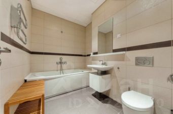 3-комн.кв., 230 м², этаж 37