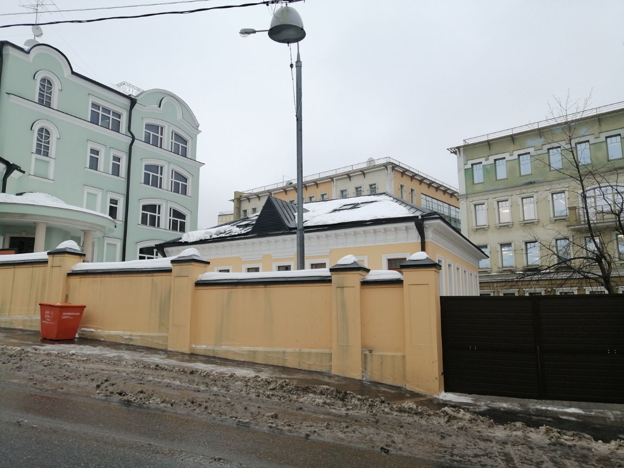 Бизнес Центр в Малом Ивановском пер., 7с8