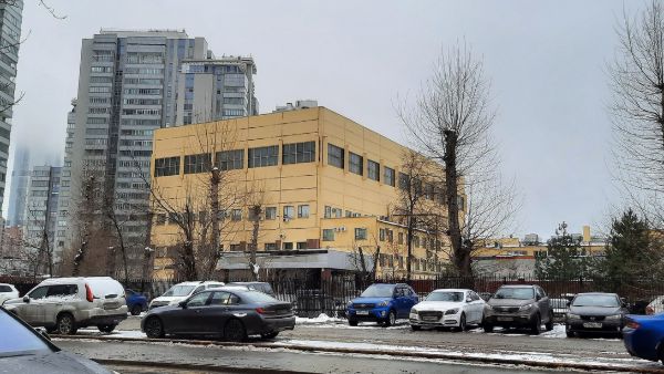 Административное здание на ул. Сергея Макеева, 7с2
