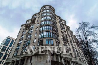 5-комн.кв., 250 м², этаж 6